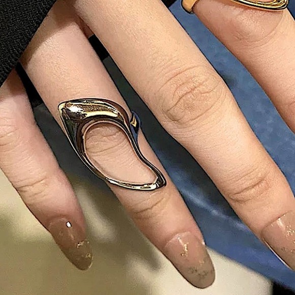 Irregular Hollow Out Sterling Silver Ring - Picture 1 of 5